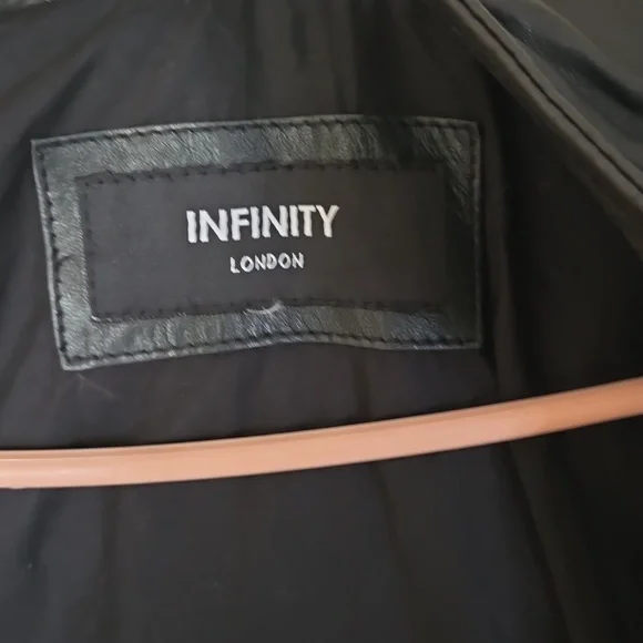 Women's Leather Jacket - Picture 4 of 4